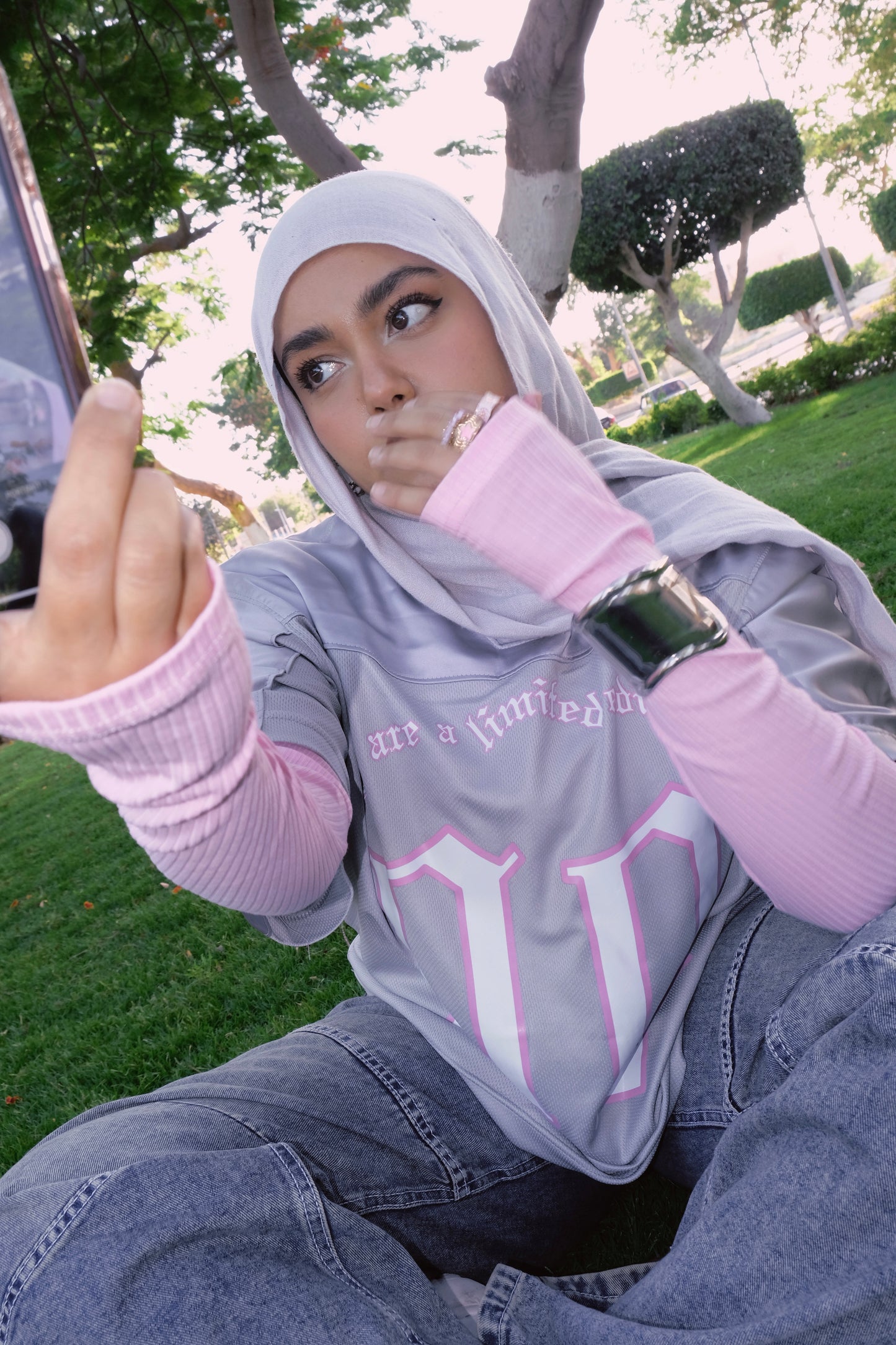 YOU ARE A LIMITED EDITION + 00
-`GRAY´-